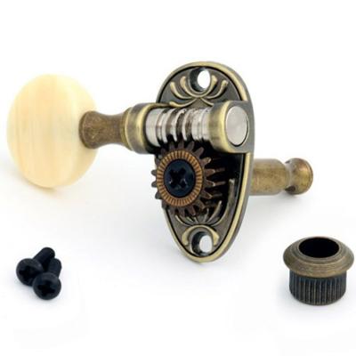 MECANIQUES DER JUNG 3x3 ANTIQUE BRASS BOUTONS IVOIRE