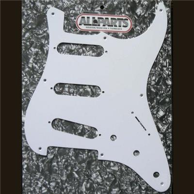 PG-0550-025 White Pickguard for Stratocaster®