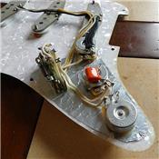 PICKGUARD PRE ASSEMBLE STRATOCASTER 1968-1969