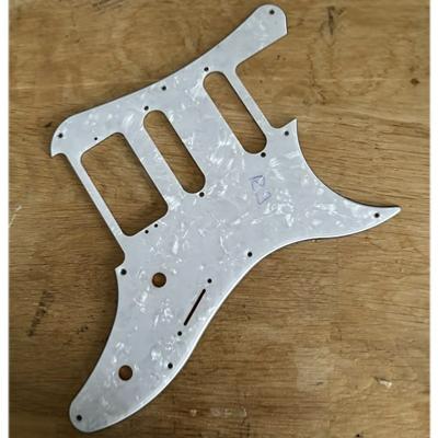 PICKGUARD VIGIER EXCALIBUR CUSTOM SSH WHITE PEARL AVANT 2007