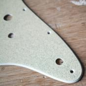 PICKGUARD STRAT HH TOGGLE SWITCH GOLD SPARKLE