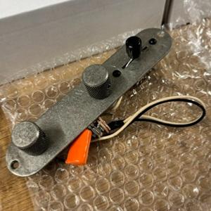 PLAQUE DE CONTROLE CABLEE TELECASTER 3 POSITIONS ANTIQUE SILVER