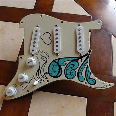 PICKGUARD PRE ASSEMBLE STRATOCASTER HENDRIX MONTEREY