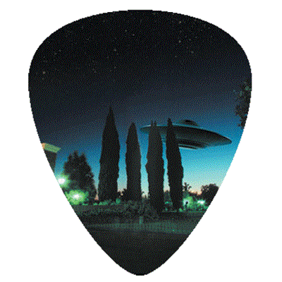 1 MEDIATOR HOT PICKS HOLOGRAMME ALIEN INVASION